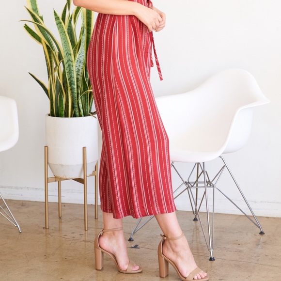 NWOT Red Striped Comfy Jumpsuit - Picture 6 of 6